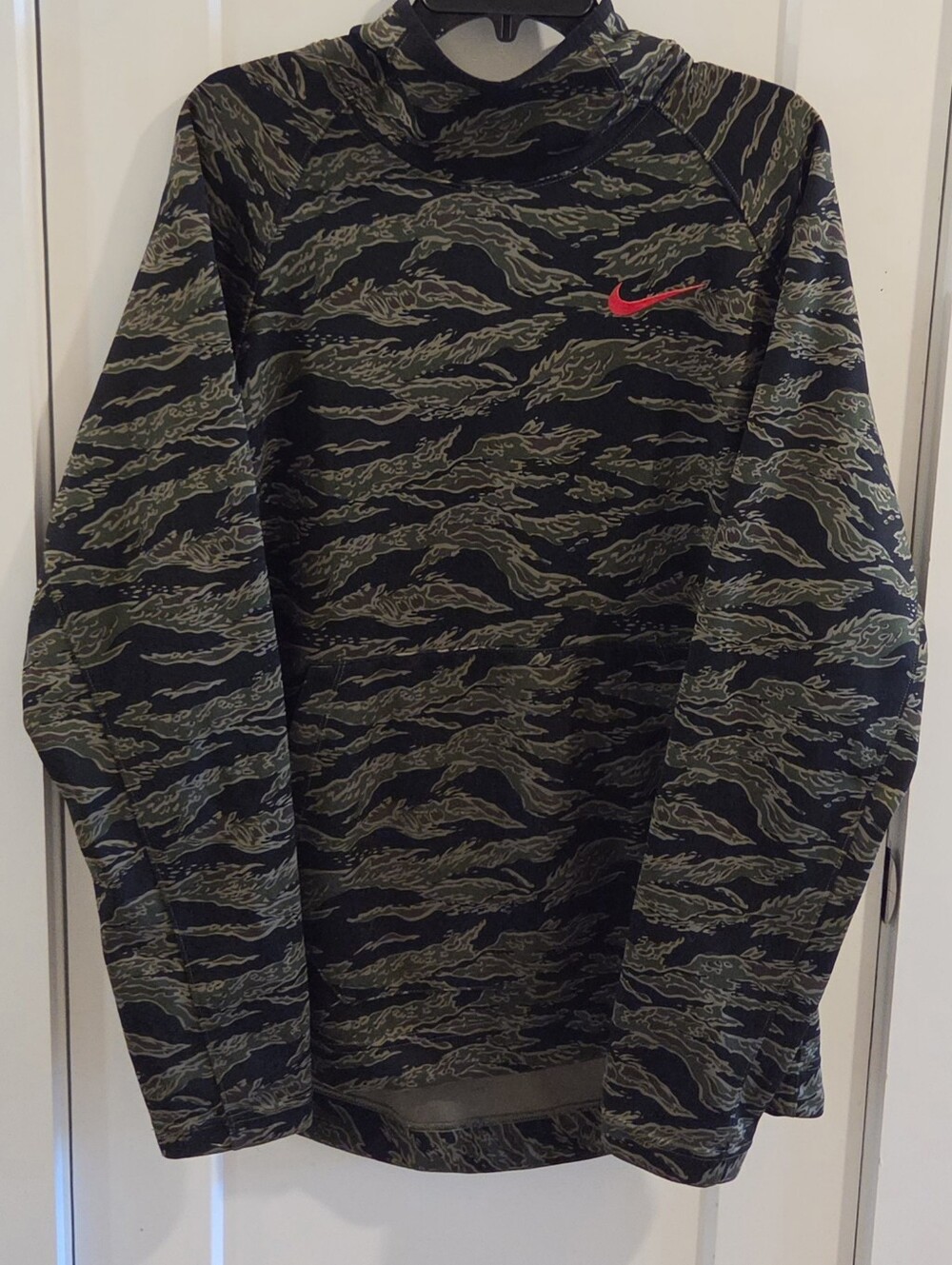 Nike Dri-Fit Pullover Performance Hoodie Tiger Striped Camouflage - Size Large